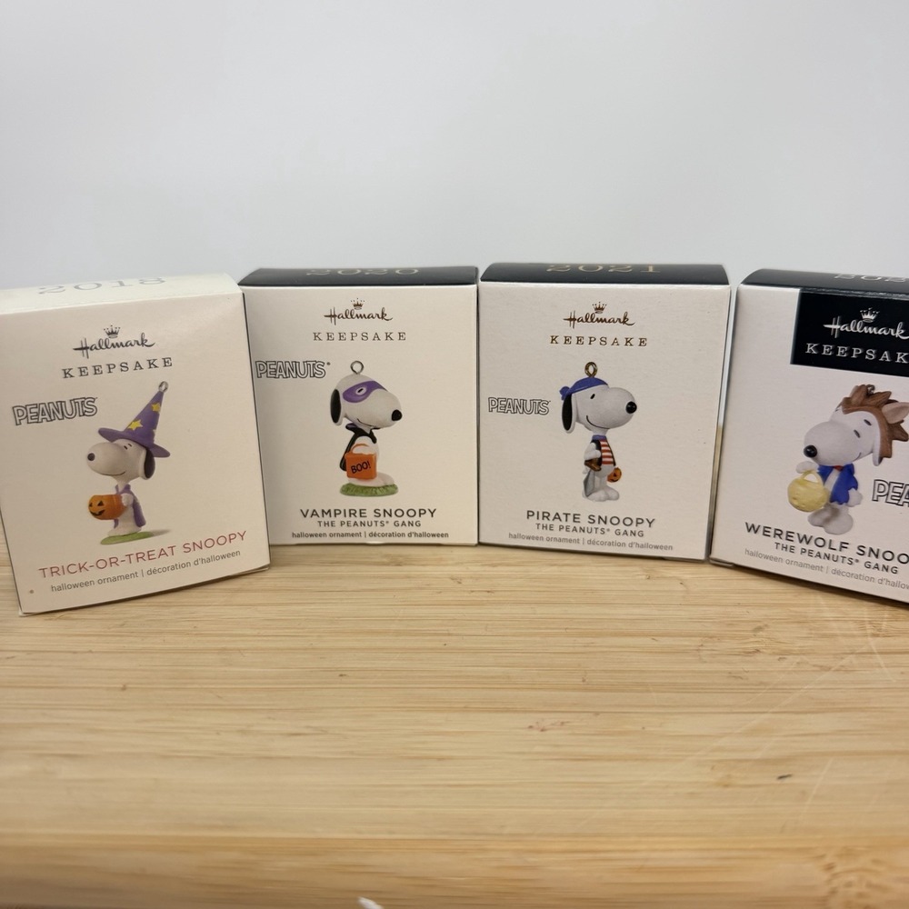 Hallmark Keepsake Peanuts Halloween Ornaments Mini Snoopy Pirate Vampire Witch